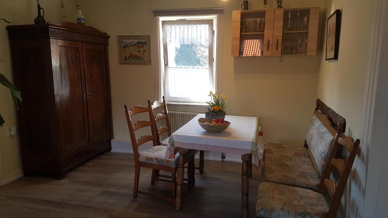 דירות לאנגלסהיים Haus Christa מראה חיצוני תמונה