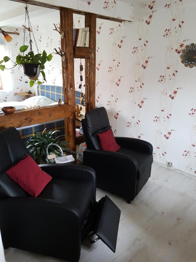 דירות לאנגלסהיים Haus Christa מראה חיצוני תמונה